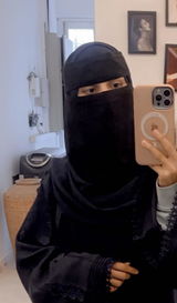Kiran Fatima review photo