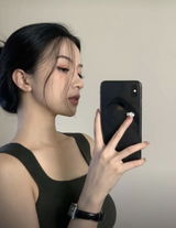 Kim review photo