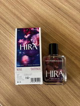 Amira Dutt review photo