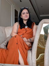 Richa Sharma review photo
