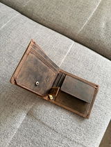 Bettina review photo