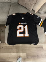 Kyle Jackman review photo