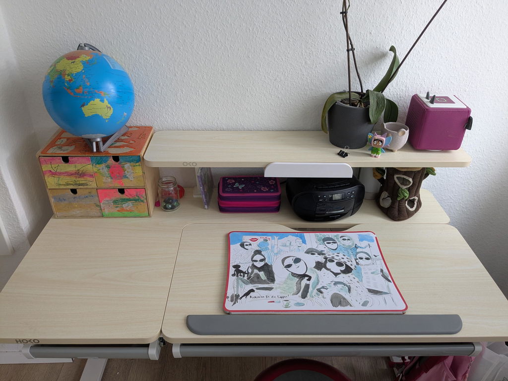 HOKO CELIN Ergonomischer Kinderschreibtisch 120x60 cm für Lernen und kreative Projekte
