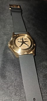 J.R. review photo