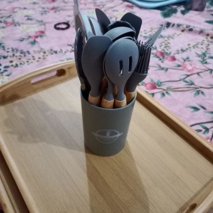 Customer photo for silicone utensil set review