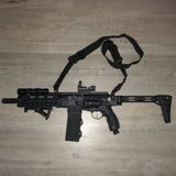 M. review photo