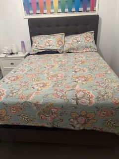 Clavel Coverlet
