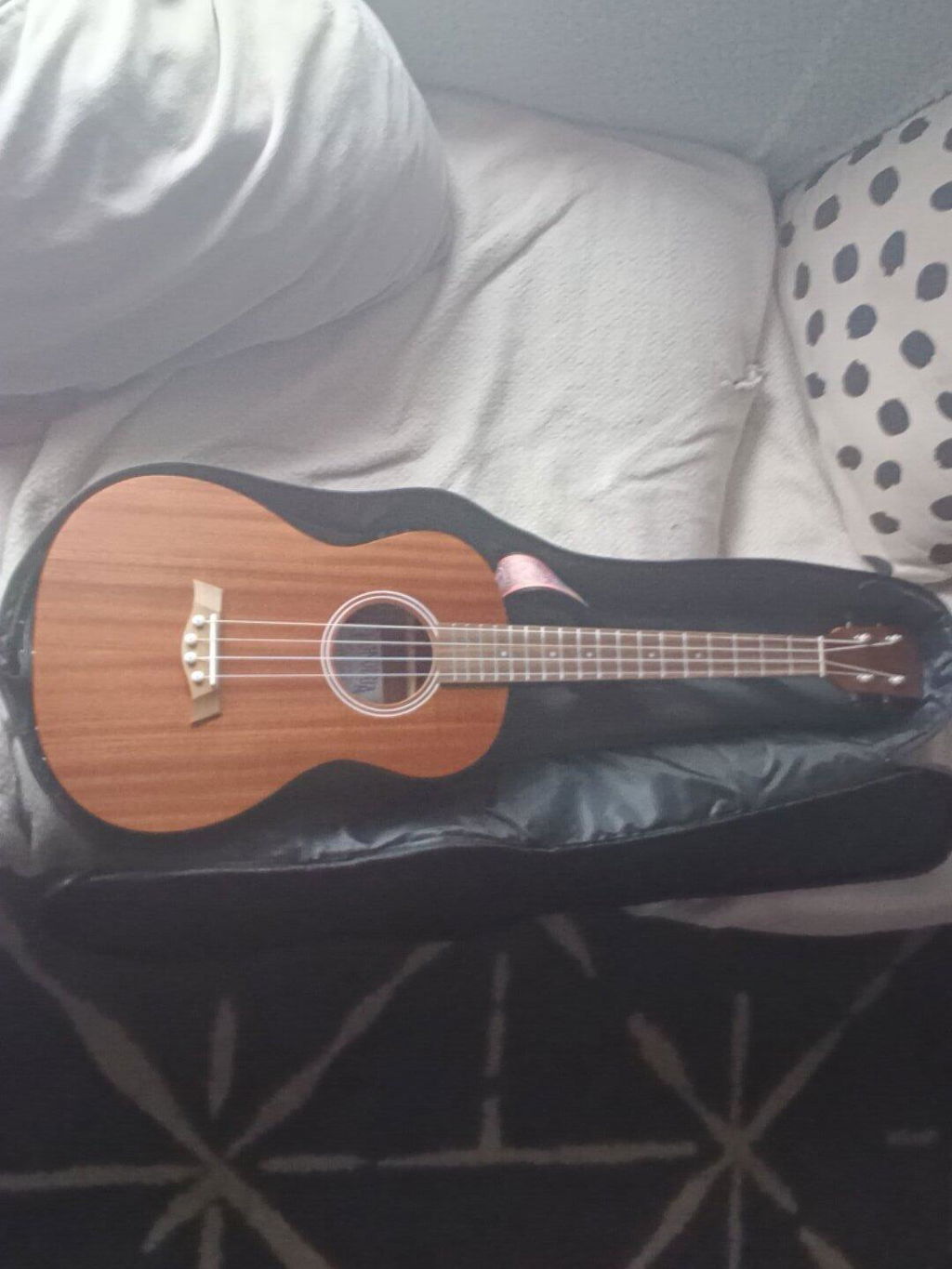 Honu Baritone Acoustic Electric Ukulele