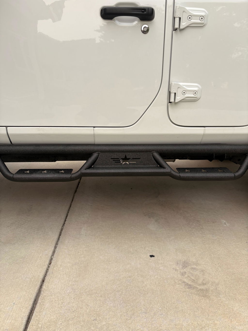 Hooke Road Side Steps Running Boards (18-26 Jeep Wrangler JL 4-Door)