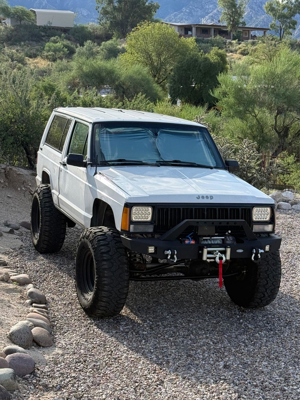 Hooke Road Destroyer Full Width Front Bumper w/ Winch Plate(84-01 Jeep Cherokee XJ)