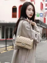 Becky Li review photo