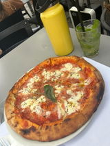 Emma Dixon review photo