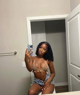 Alexia Stanford review photo