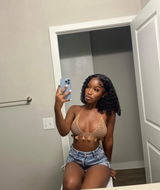 Alexia Stanford review photo
