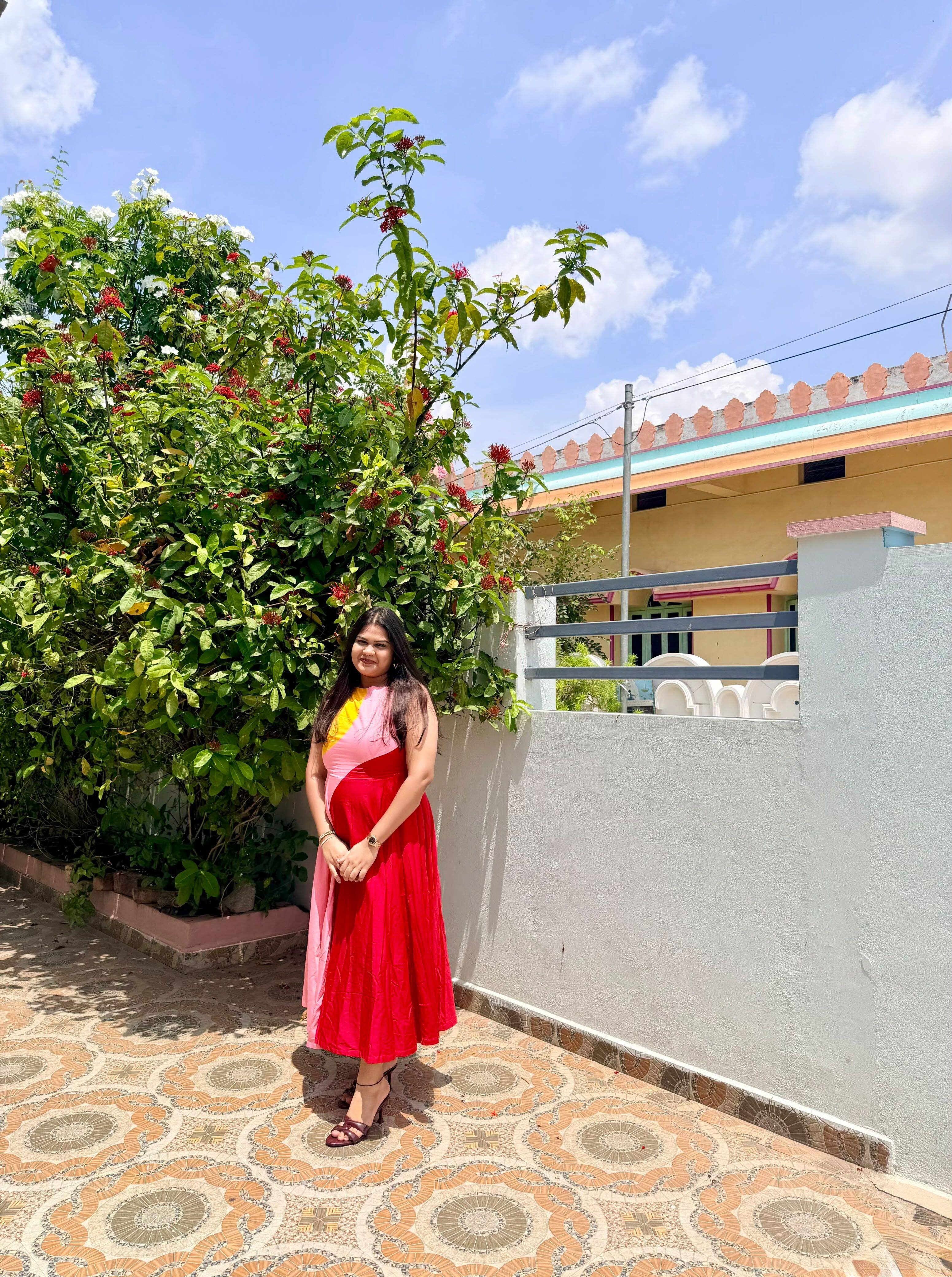 Nikitha review photo
