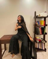 Dia Shandilya review photo