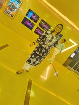 Komal Kapoor review photo
