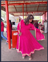 Puja Sharma review photo