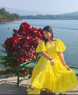 Shreya Kapoor review photo