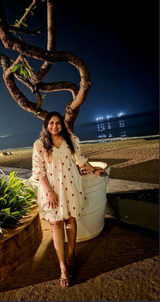 Myra Kapoor review photo