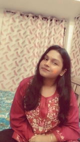 Akansha pandey review photo