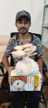 Shahzaib review photo
