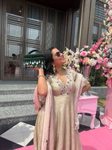 Shruti review photo