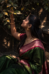 Dhanashree Kulkarni review photo