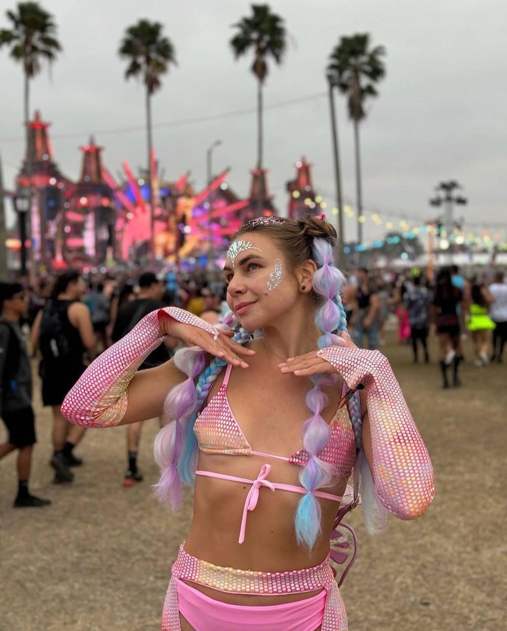 Holographic Rainbow Festival Set
