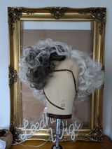 Lizzee Leedham review photo