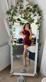 V** G** review photo