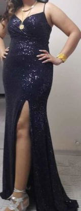 R** G** review photo