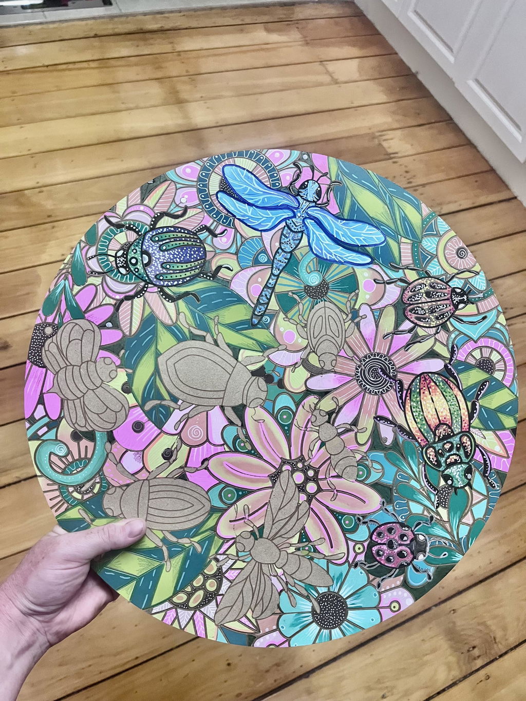 "Garden" Engraved Circle Art Board