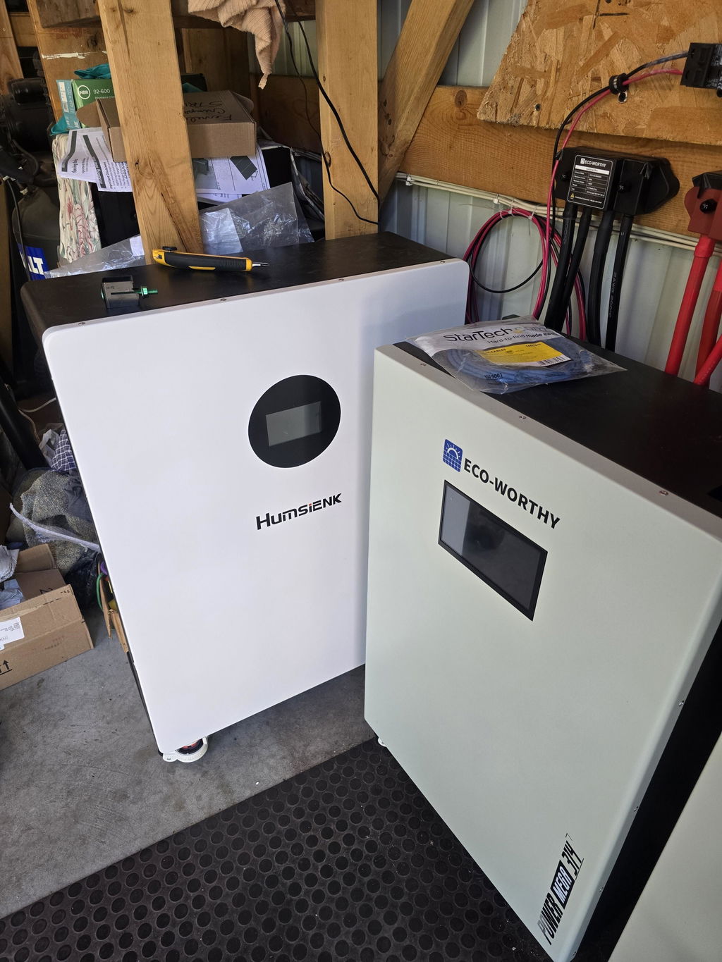 【🚚LTL】Humsienk 48V 314Ah 16.07kWh Floor-standing Bluetooth LiFePO4 Battery with Active Balancing & LCD Touchscreen