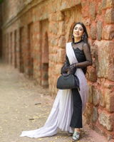 Komal review photo