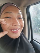 Azreen Y. review photo