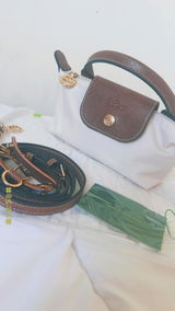 Anonyme review photo