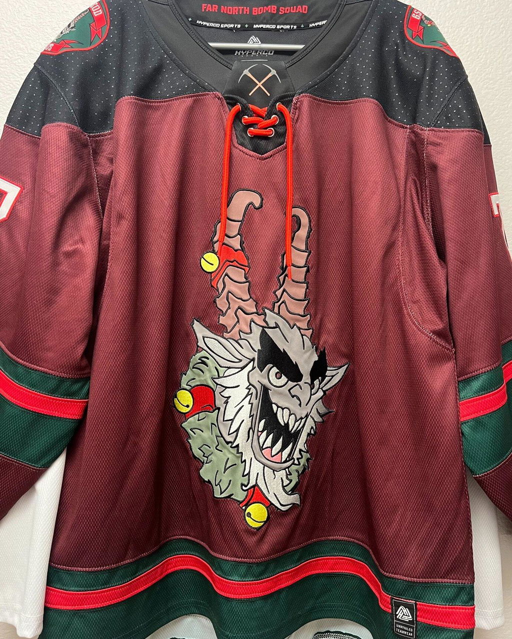 Custom Embroidered Ice Hockey Jersey (Pro)
