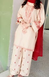 Mayra Ahmad review photo