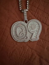 Q A. review photo