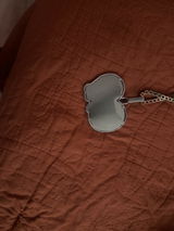 Q A. review photo