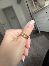 Sandra review photo