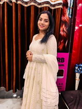 Swati mishra review photo