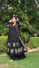 Aaditri Sharma review photo