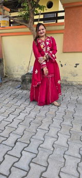 Seema . review photo