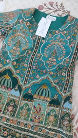 Ushba Fatma review photo