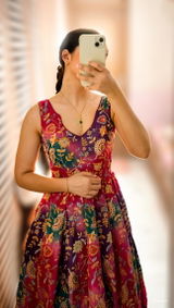 Ananya Singh review photo