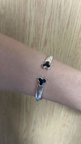 Mari review photo