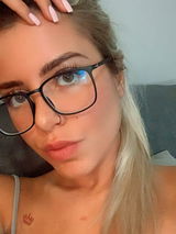Caroline P review photo