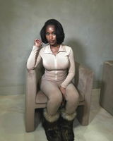 D.Y. review photo